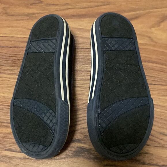 Children’s Place Navy Glitter Slip on Shoe. Toddler size 8. - Picture 4 of 6